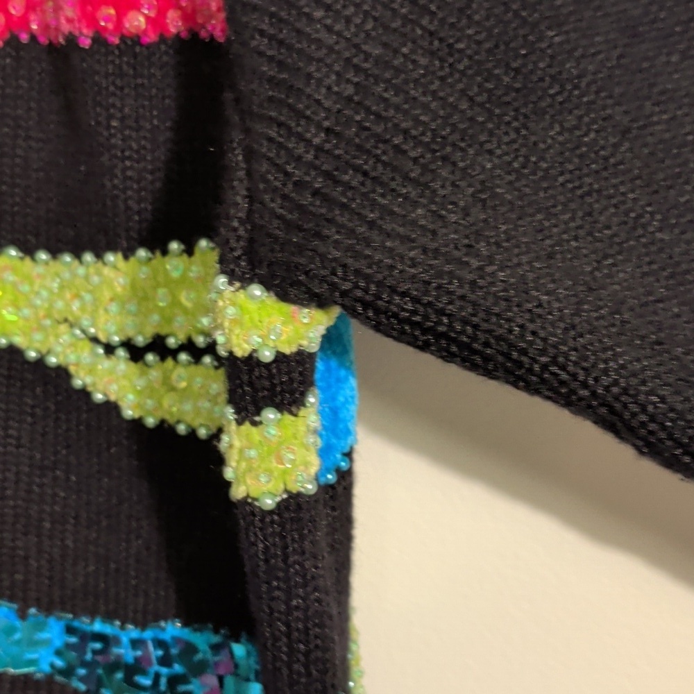 VINTAGE colorful embellished cardigan - size medium - Picture 8 of 10